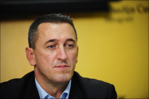 Рашић: Нећемо да разговорамо са Тачијем о војсци тзв. Косова